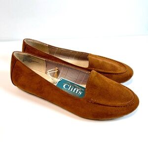NWT • White Mountain Cliff Slip On Shoes • Size Women’s 9 • Brown • Casual